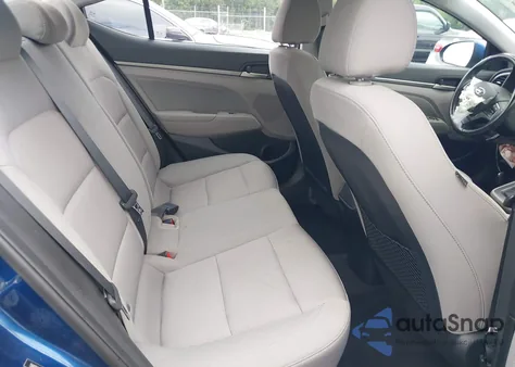 2018 Hyundai Elantra Value Edition z USA, uszkodzony, nr VIN 5NPD84LF1JH231334